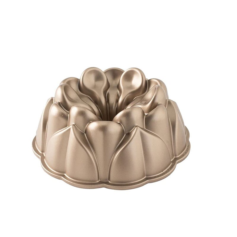 Nordic Ware Magnolia Bundt 10 Cup Toffee