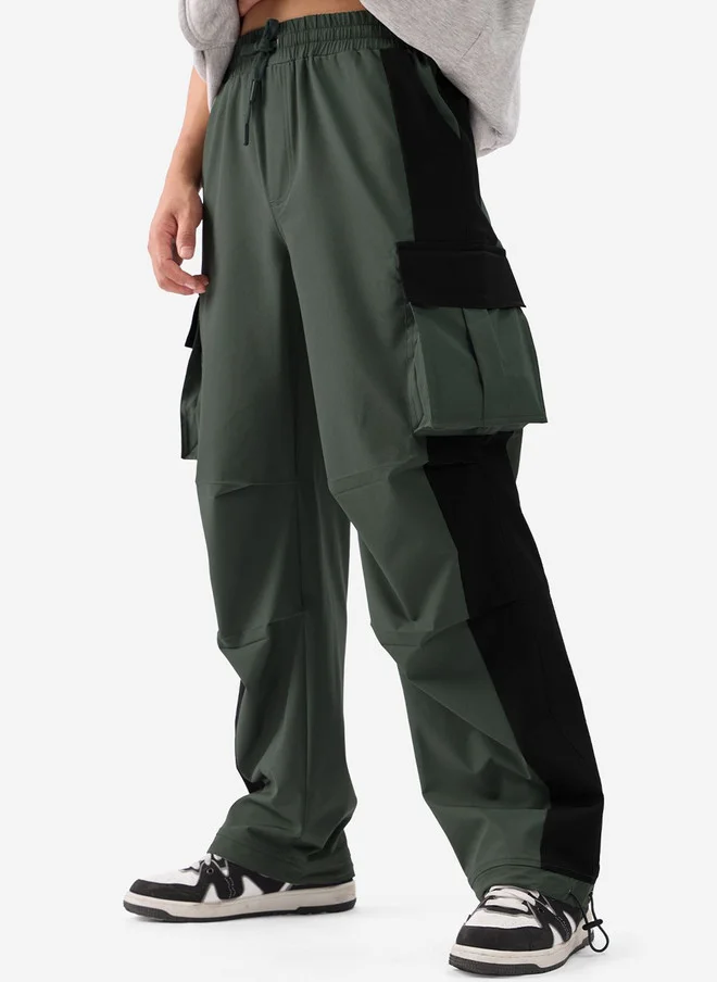 The Souled Store  The Souled Store Men Baggy Fit Colorblock Green Parachute Pants  | Best Price UAE