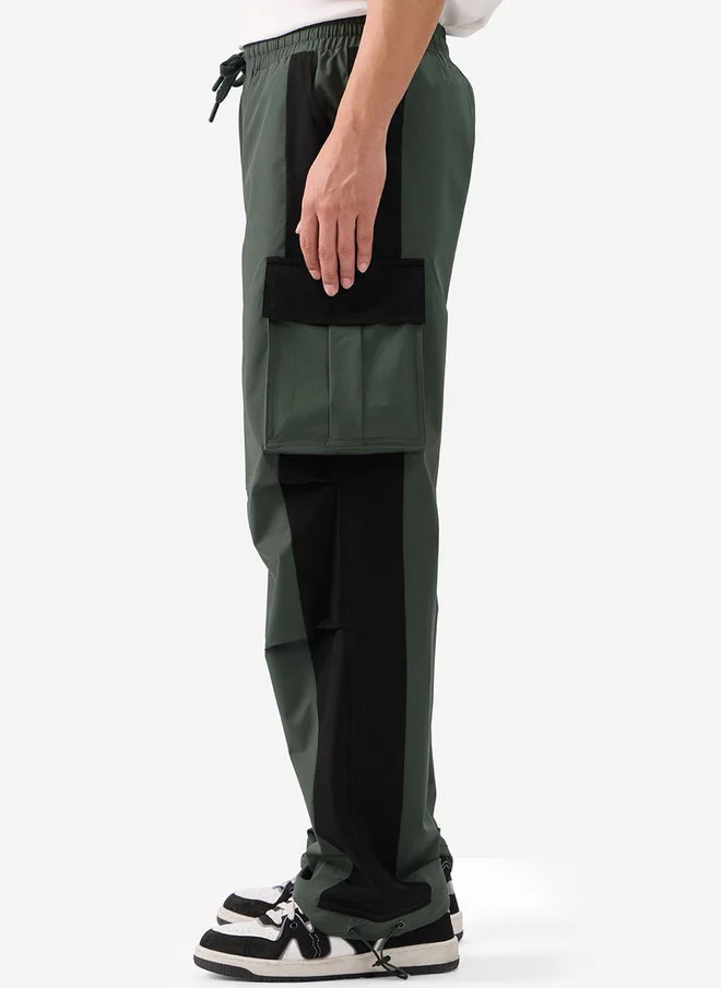 The Souled Store  The Souled Store Men Baggy Fit Colorblock Green Parachute Pants  | Best Price UAE