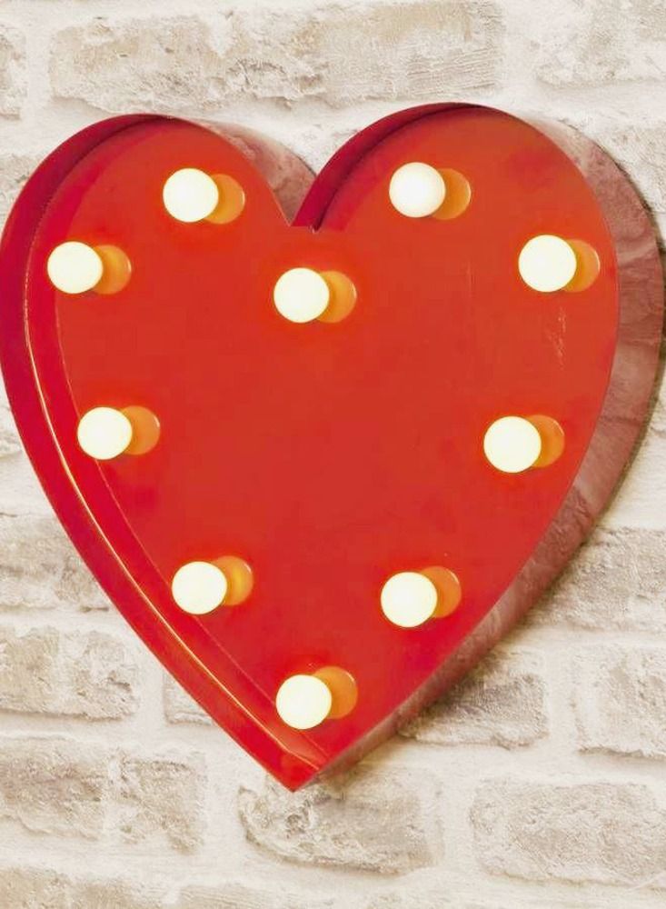 سلة قلب مع إضاءة ليد مصنوع من المعدن للديكور وعيد الحب قياس 30 سم - Image 2