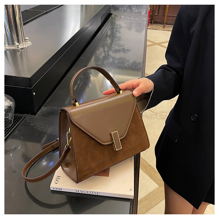 Light Luxury Retro Bag Women'S New Fashionable High-End Frosted Handbag Autumn Commuter Crossbody Small Square Bag - Image 1