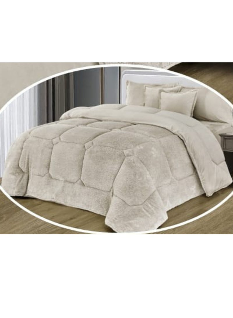 Moon Double-sided winter Comforter, velvet side, faux fur side, fits a 200x120 bed - 4-piece Comforter set (1 Comforter + 1 mattress protector + 2 decorative pillowcases) , Comforter Size Is 220X170 and Mattress Protector Is 200x120 - Image 5