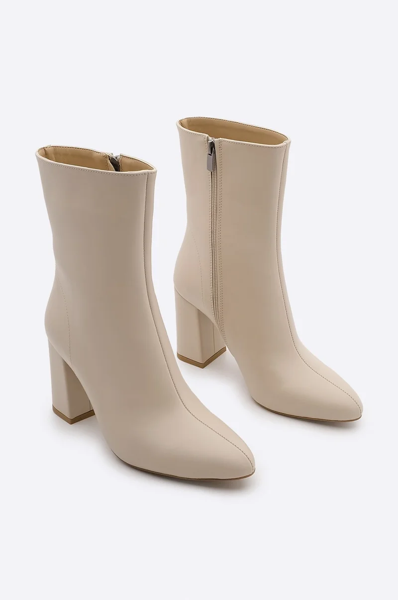 مارجين Women's Side Zipper Oval Toe Thick Heel Boots Ornes