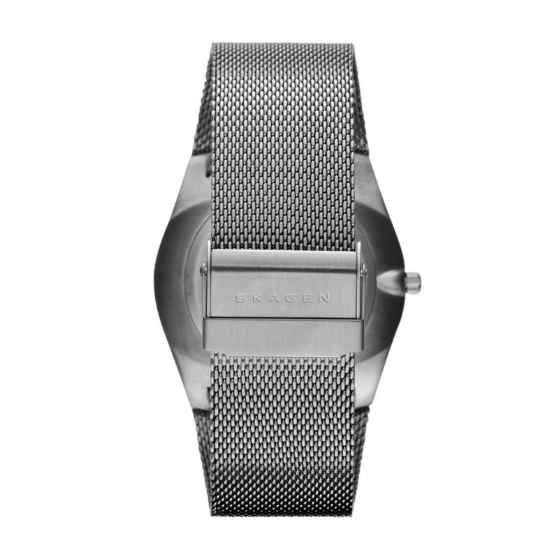 Skagen ساعة سكاجن للرجال ميلبي ثلاثية اليدين مع تاريخ اليوم بلون رمادي فحمي بحزام شبكي من التيتانيوم (الموديل: SKW6007) - Image 2