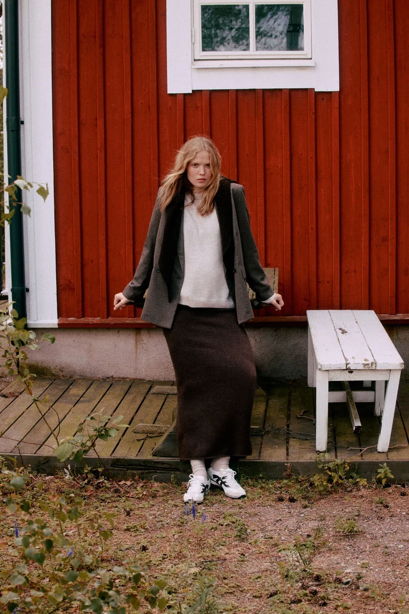 اتش اند ام تنورة بتصميم ماما