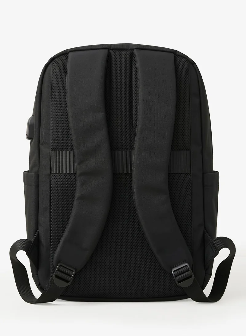 Robert Wood Casual Backpack With Padded Support And Usb Port