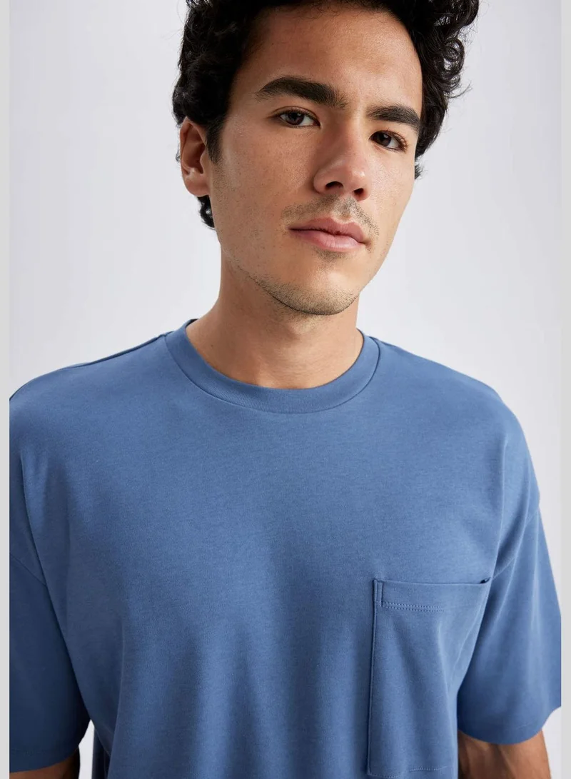 DeFacto Short-Sleeved Oversize Fit Crew Neck T-Shirt
