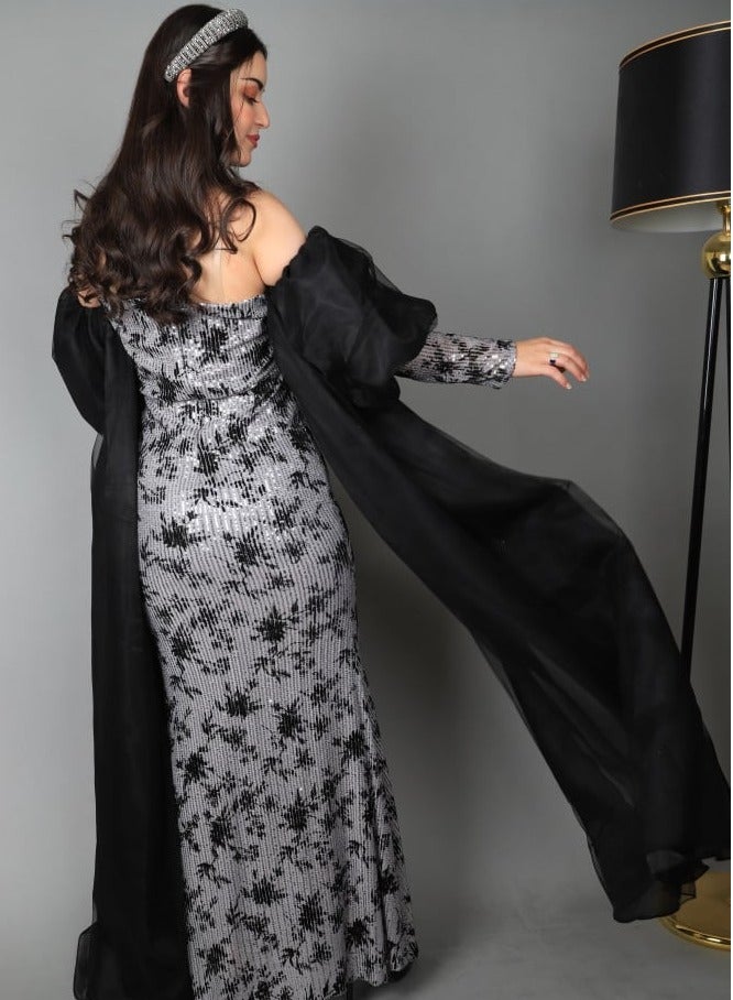 Elegant women's evening dress without sleeves - Image 3