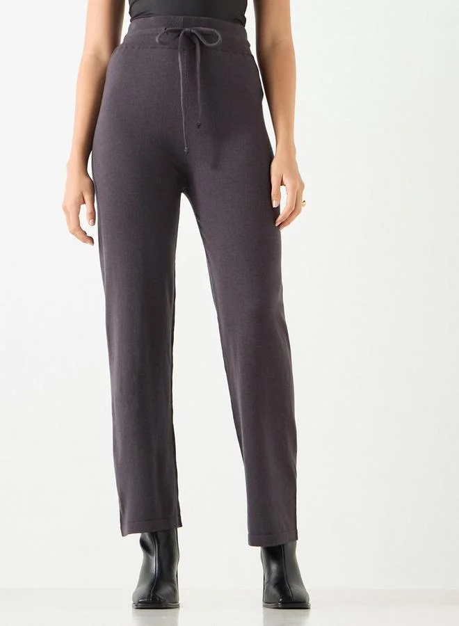 ايكونيك بنطلون ليقنز سادة برباط إغلاق من أيكونيك