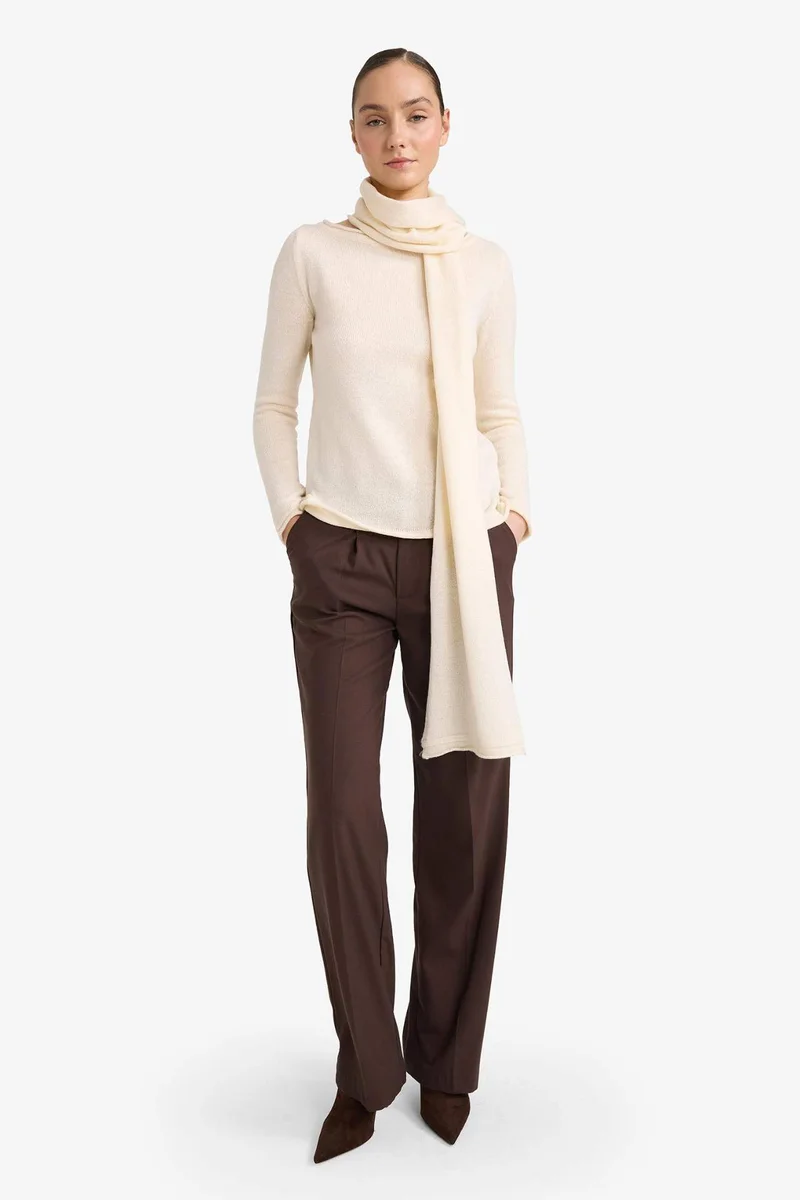 ديفاكتو Regular Fit Boat Collar Knitwear Pullover