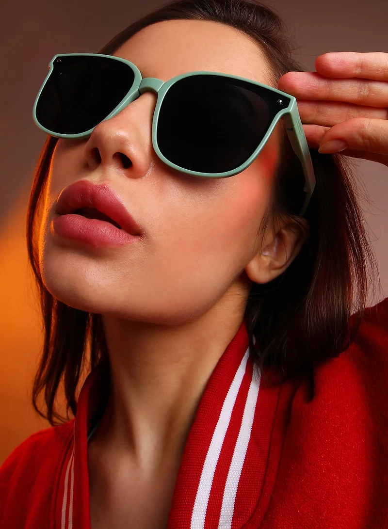 Haute Sauce Haute Sauce Unisex Foldable Wayfarer Sunglasses For Casual Wear | One-Size | Green Polycarbonate Frame | Black Polarized Lens | Full Rim | Eyewear For Woman & Girls