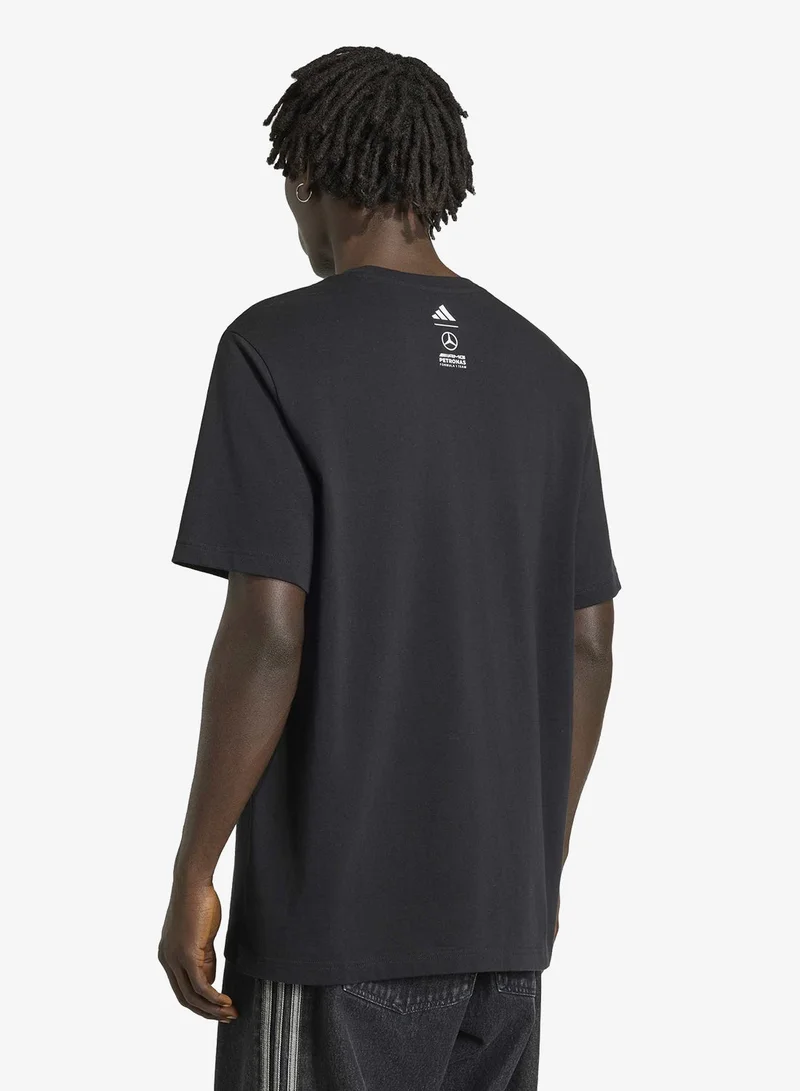 اديداس تيشيرت جرافيك جورج راسل فريق مرسيدس فورمولا