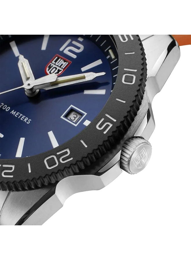 Luminox Unisex Analog Round Shape Rubber Wrist Watch XS.3123.RF - 44 Mm  - Image 5