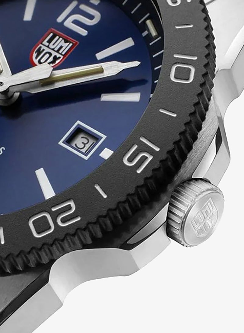 Luminox Unisex Analog Round Shape Rubber Wrist Watch XS.3123.RF - 44 Mm - Image 5