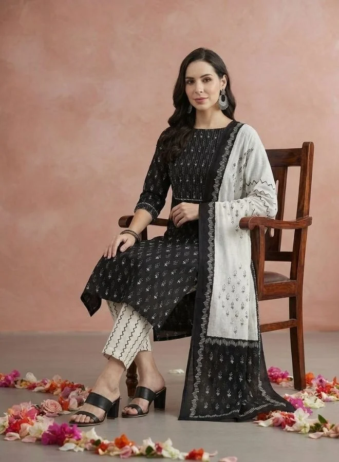 Yuris  Yuris Women Black  Off-White Pure Cotton Printed Kurta with Palazzos  Dupatta for Women | Best Price UAE