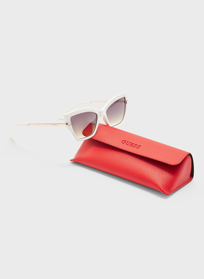GUESS Gu0021621B53 Cat Eye Sunglasses  - Image 4