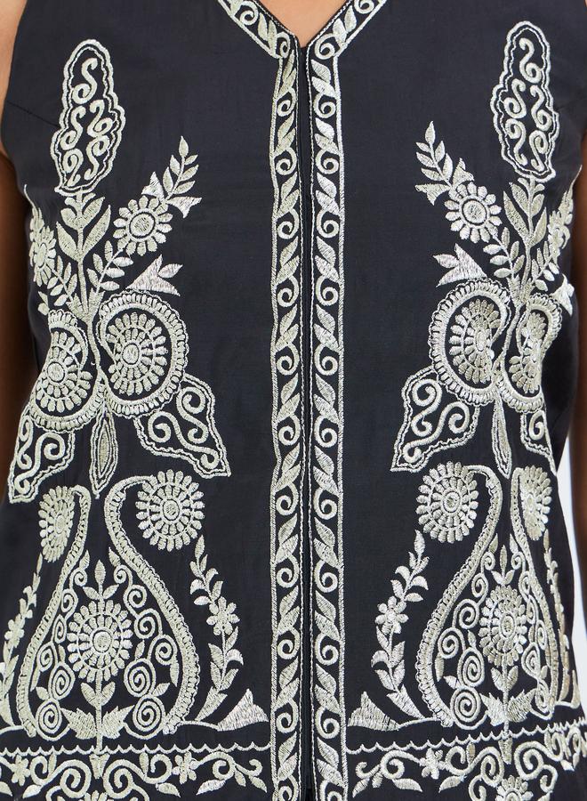 Styli Black Embroidered Evening Waistcoat - Image 3