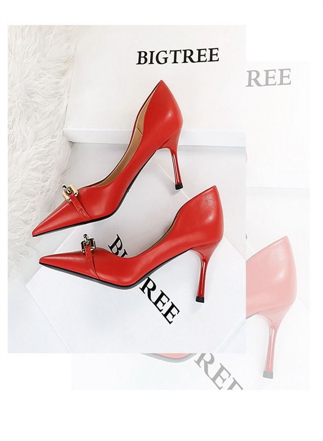 BIGTREE حذاء بكعب عالٍ مزخرف بإبزيم معدني مدبب 7 سم أحمر - Image 3