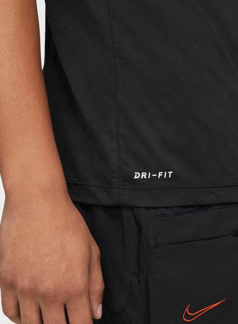 Nike Athlete Swoosh T-Shirt