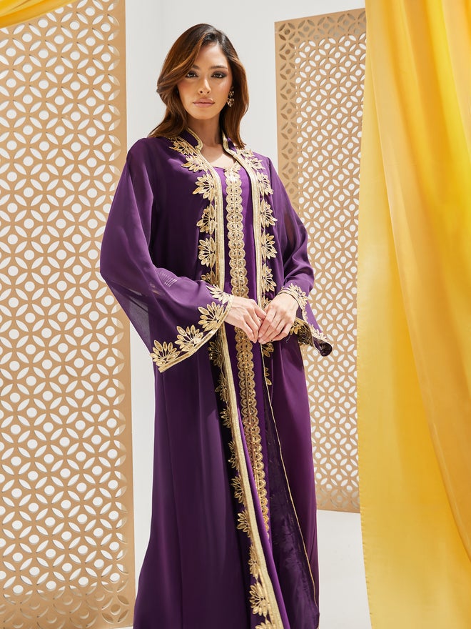 Styli Amirah Lace Trim Collared Abaya and Inner Dress Set  - Image 3