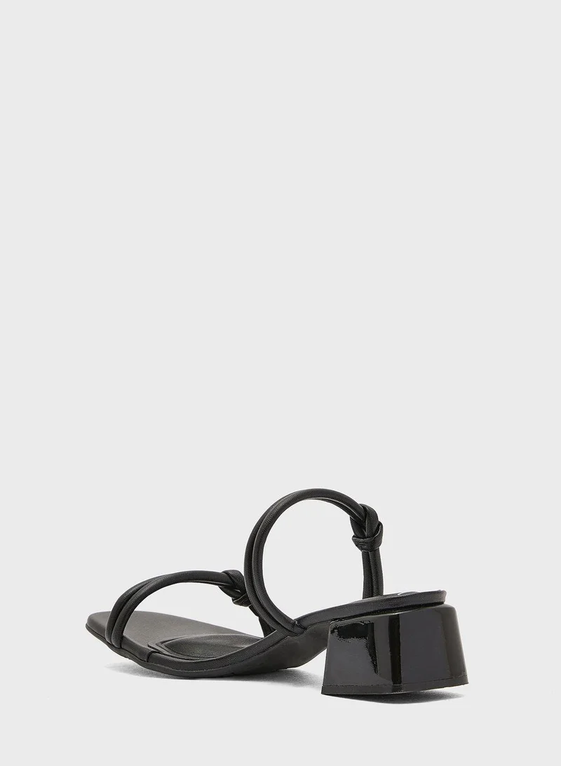 Beira Rio Emmie Sandals