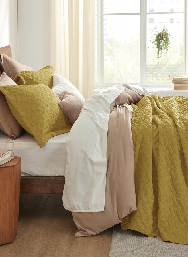 Bedsure Quilts Queen Size - Lightweight Bedspreads Queen Size with Basket Weave Pattern, Soft Quilt Bedding, Mustard Yellow Comforter Coverlet for All Seasons (90" x 96") - Image 4
