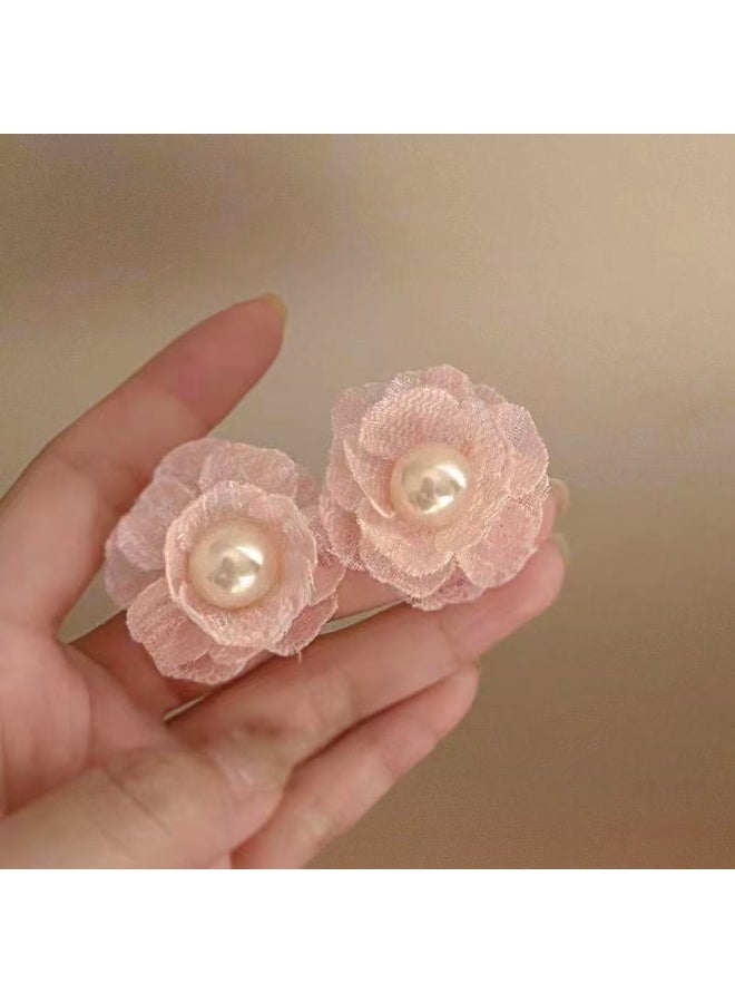 Goolsky أقراط زهور اللؤلؤ الشبكية الخيالية الربيعية للنساء - س925 فضة رومانسية وردية، بتلات شبكية هوائية مع لؤلؤة في المنتصف، مضادة للحساسية ومقاومة للتأكسد، مثالية لحفلات الحدائق، عيد، وارتداء يومي. - Image 3