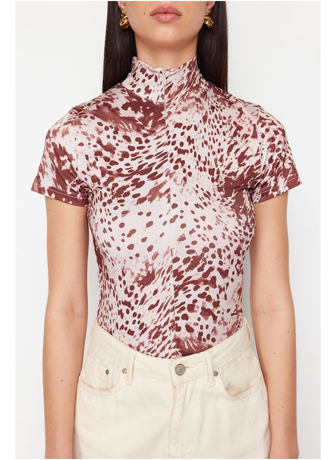 trendyol - Dark Brown Printed Zipper Collar Zipper Short Sleeve Flexible Snaps Knitted Body TWOAW21BD0009 - Image 1