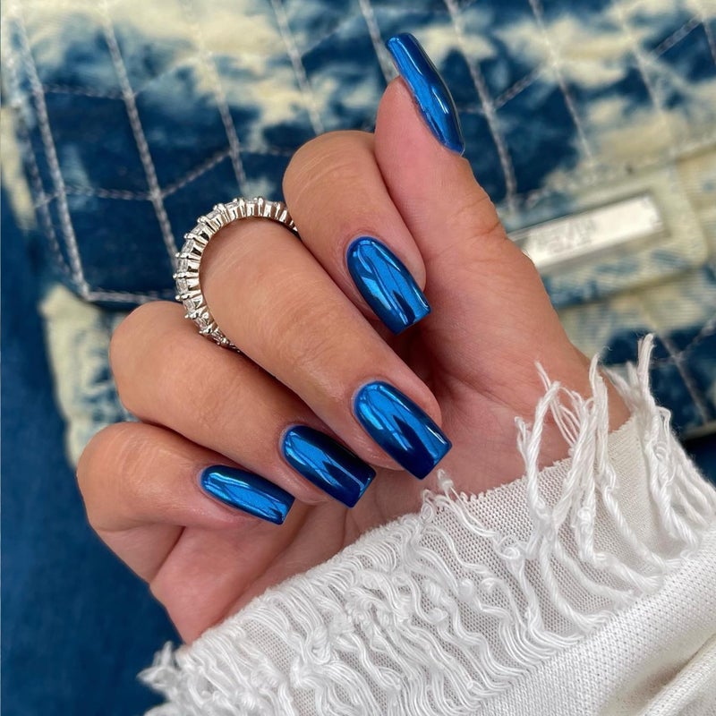 KQueenest Royal Blue Chrome Press on Nails Short Medium Square Metallic Fake Nails Glitter Glue on Nails Short Medium Mirror False Acrylic Nails Press Ons Natural Stick on Nails for Women 24 Pcs - Image 2