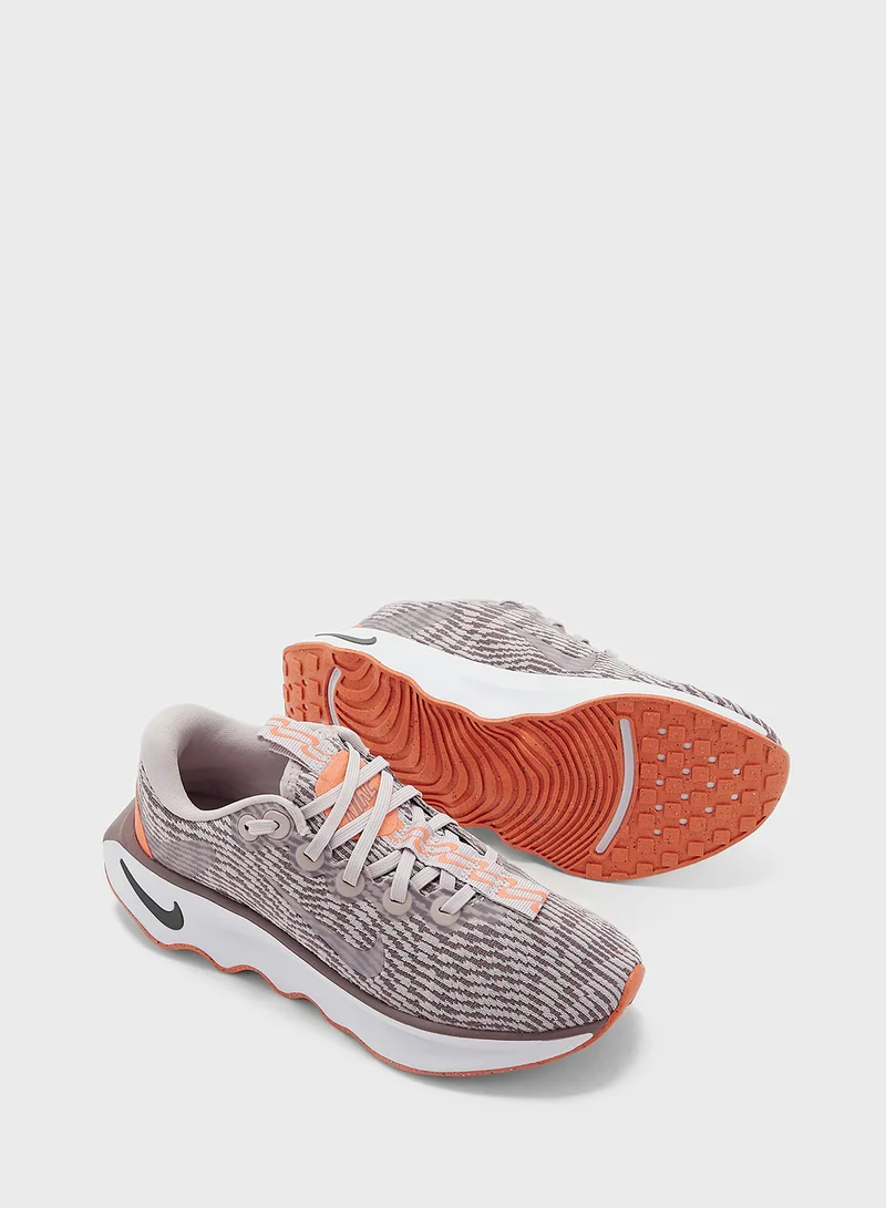 Nike Motiva