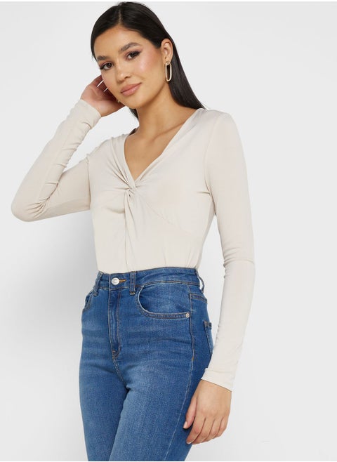 Front Twisted Top