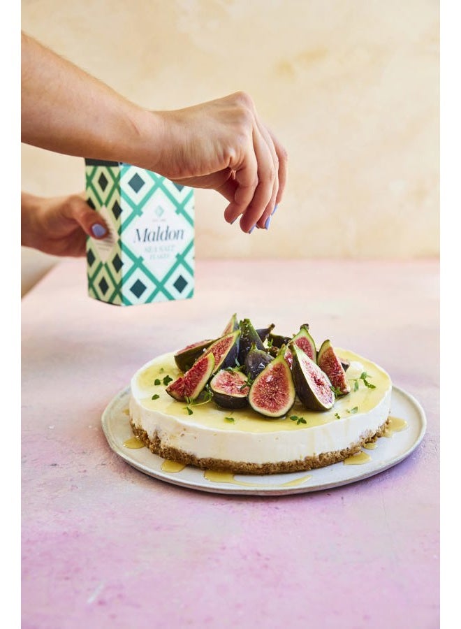 maldon Salt, Sea Salt Flakes, 8.5 oz (240 g), Kosher, Natural, Handcrafted, Gourmet, Pyramid Crystals - Image 4