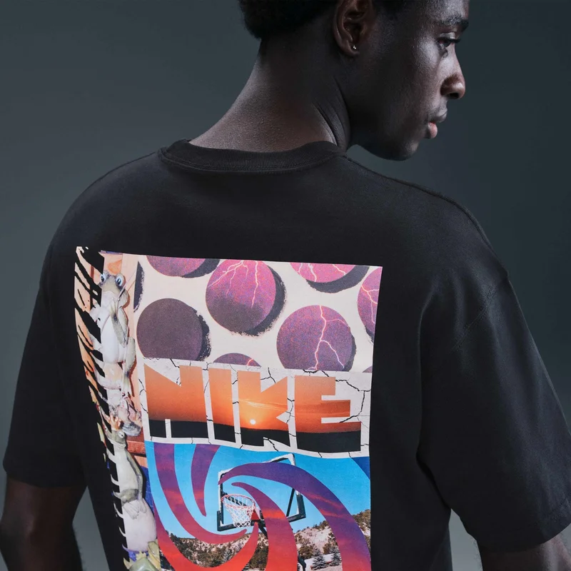Nike Men's Sportswear Max90 T-Shirt