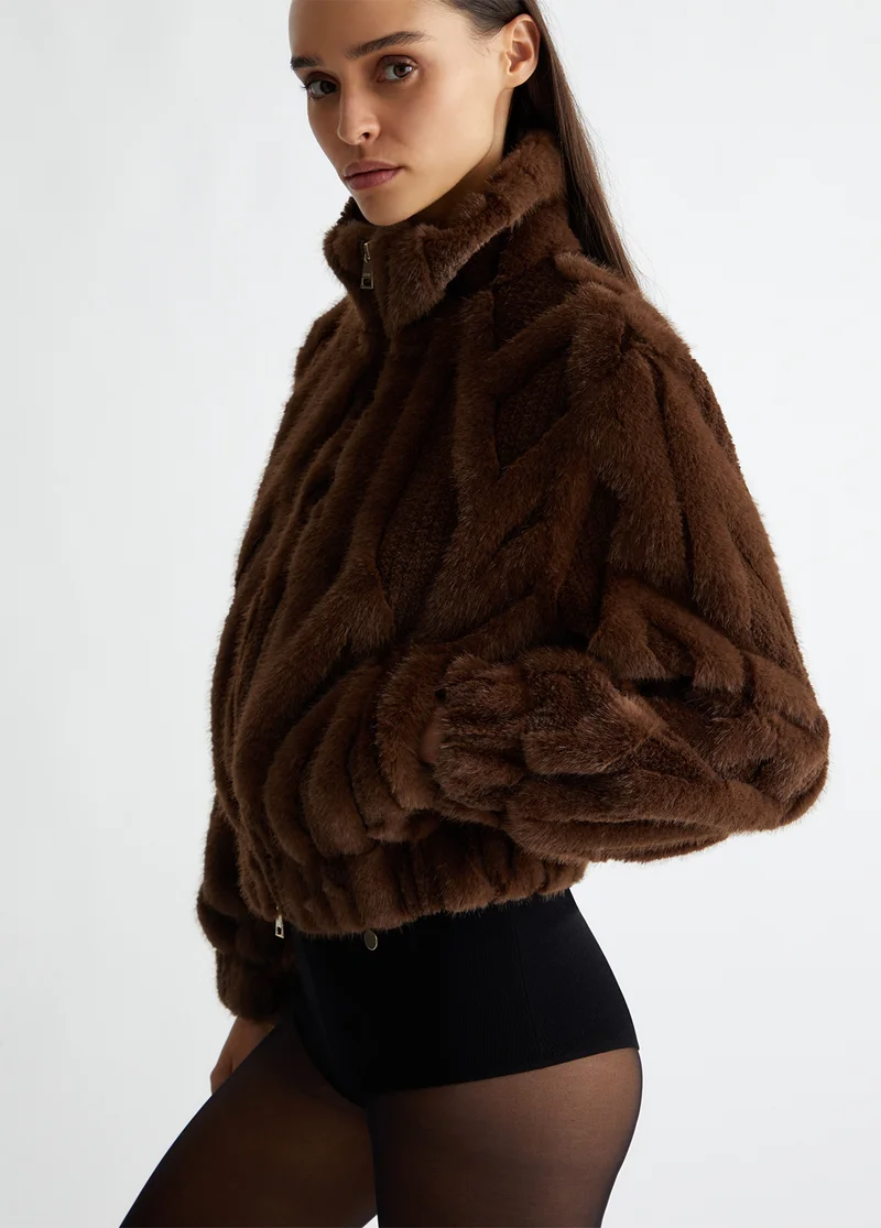 ليو جو Faux fur jacket