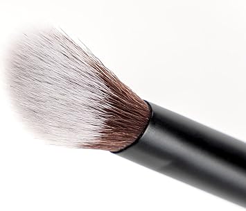 Brushworks فرشاة كونسيلر برايتنينغ رقم 25 من بروسووركس - Image 3