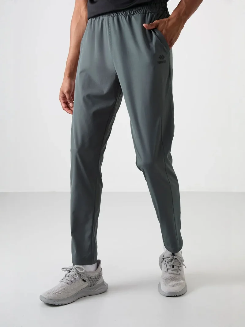 تومي لايف TOMMY Men's Straight-leg Seamless Sweatpants