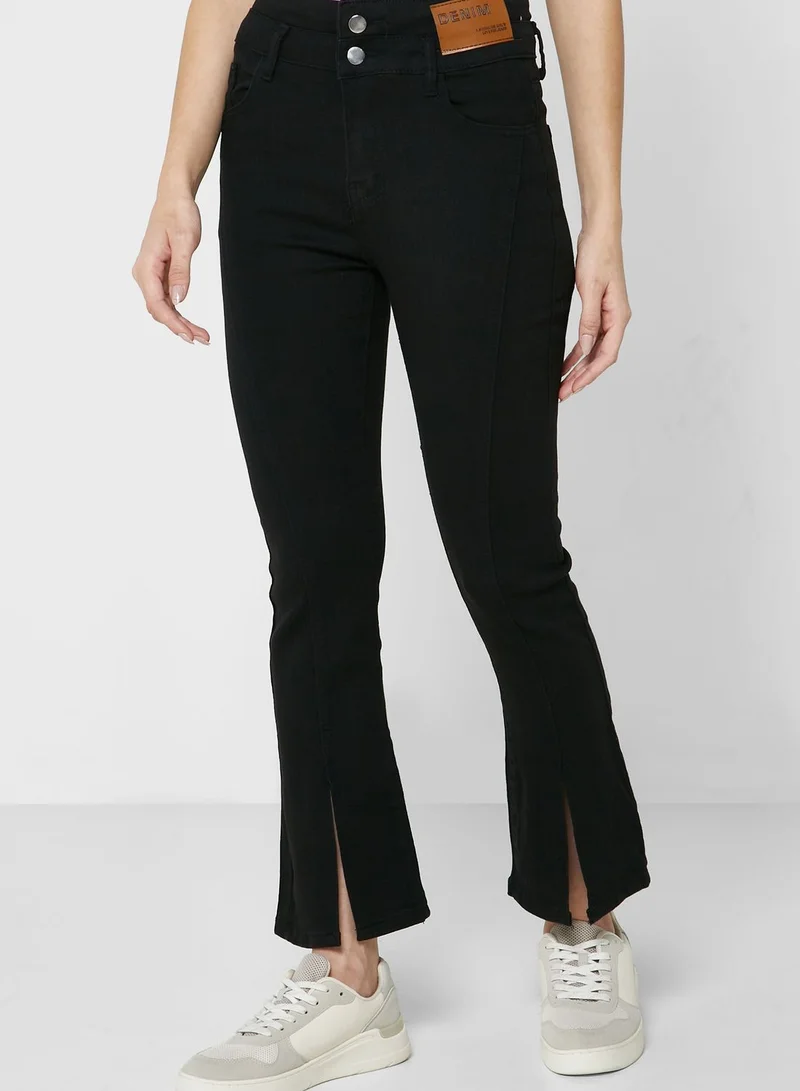 Ginger High-Waisted Fitted Jeans With Slit Hem