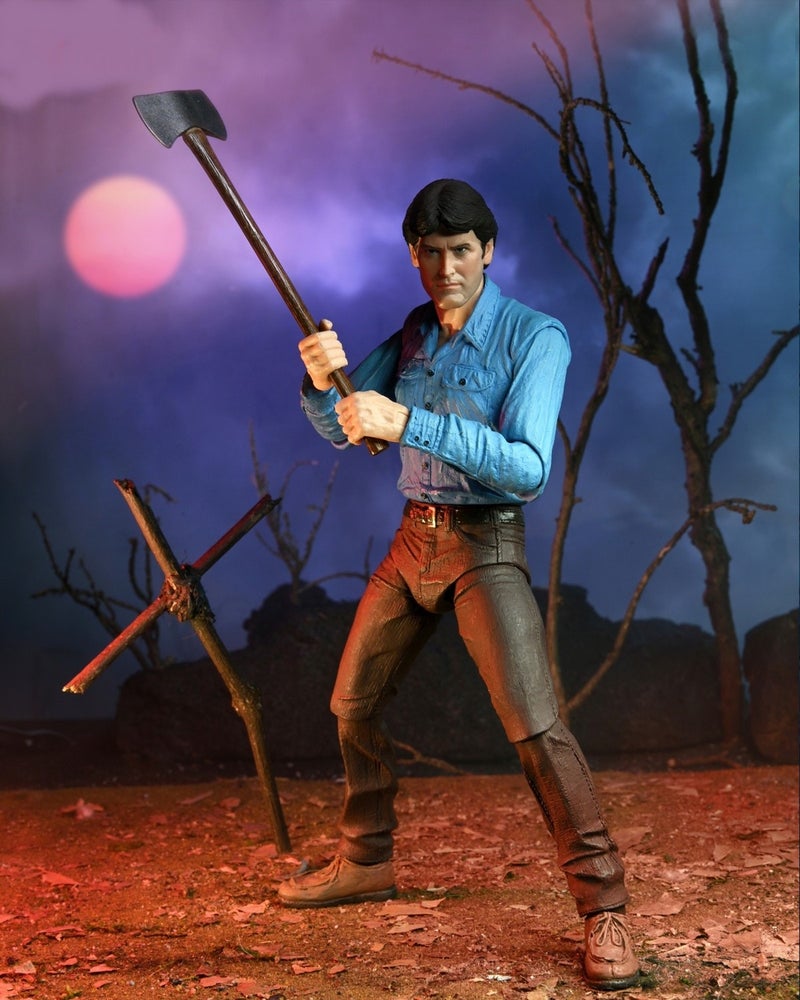 Evil Dead: 40TH Anniversary - Ultimate Ash Williams Figure