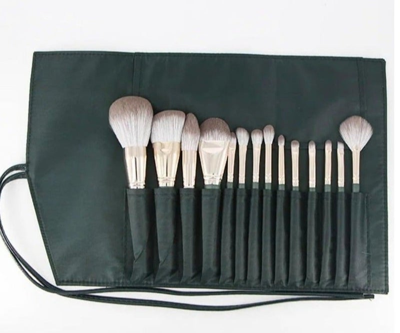 Mn 14Pieces  Makeup Brushes Set Complete Cosmetic Brush Collection - Image 1