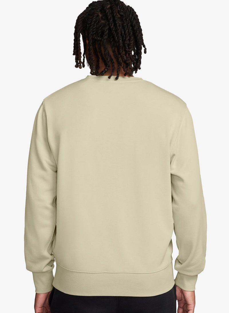 Nike Club Fleece Logo Sweatshirt - Image 2