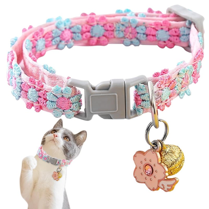 Qpets® طوق قطط مزهر، طوق قطط ملون لطيف مع جرس، سحر ساكورا مطرز يدوي قابل للتعديل مع إطلاق سريع لطوق حيوانات أليفة صغيرة، وردي مزهر - Image 1