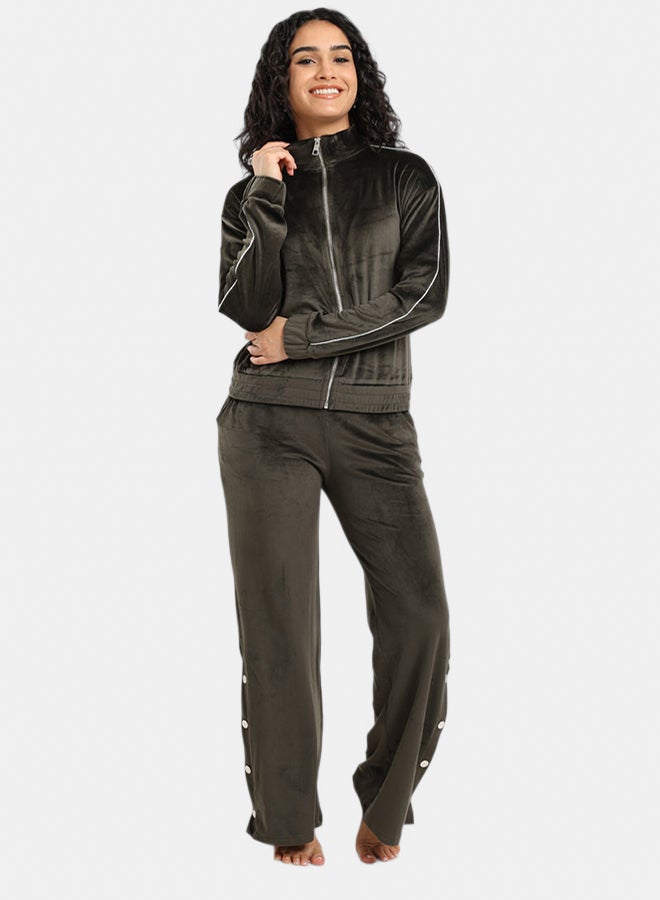 Carina Velvet Straight-Cut Pyjama Set - Image 1