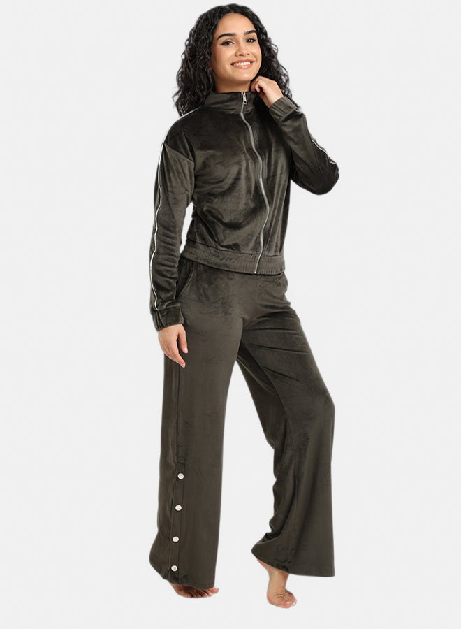 Carina Velvet Straight-Cut Pyjama Set - Image 2