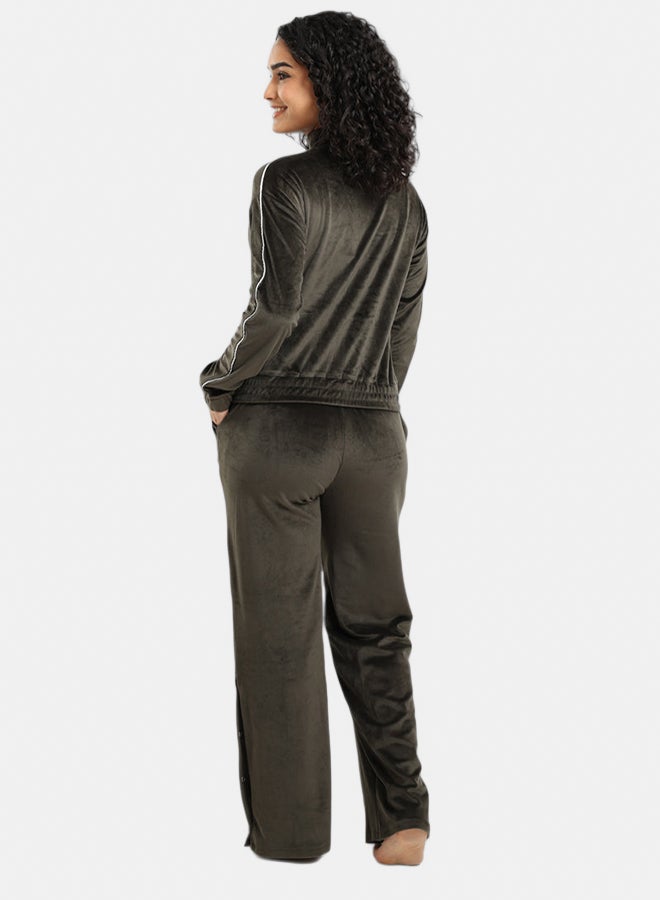 Carina Velvet Straight-Cut Pyjama Set - Image 3