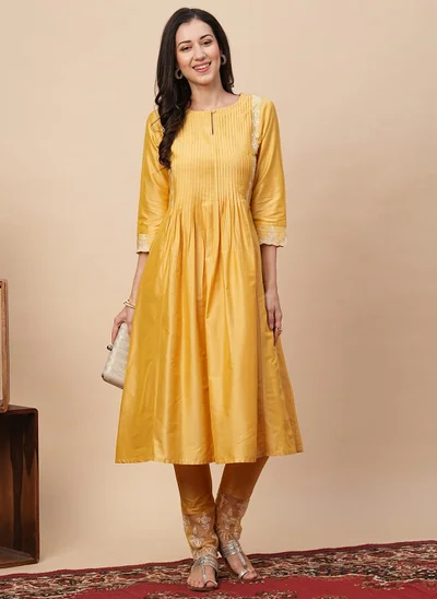 globus Globus Women Keyhole Neck Pleated Thread Work Kurta With Trousers Festive Set