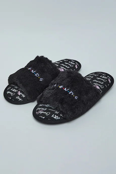 أر أند بي Furry Bedroom Slippers