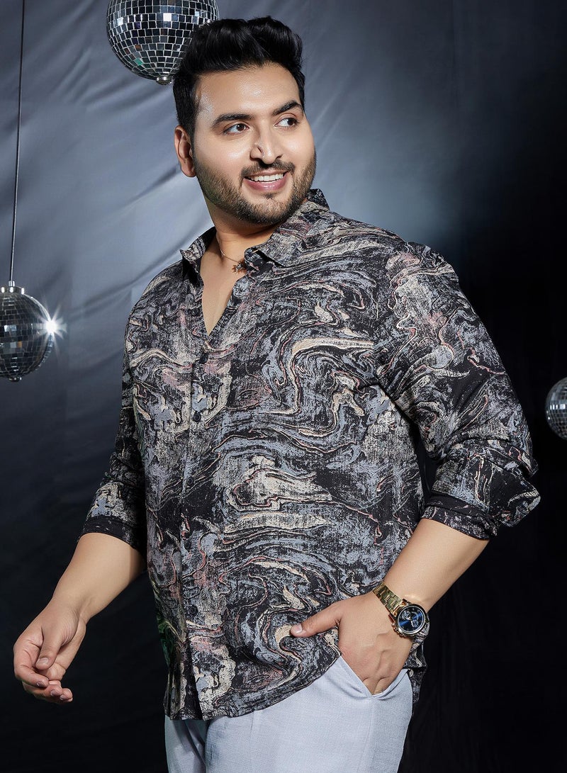 Instafab Plus Men's Charcoal Black Futuristic-Fluid Shirt For Casual Wear | Spread Collar | Long Cuffed Sleeves | Button Closure | Plus Size Shirt Crafted With Comfort Fit For Everyday Wear - Image 3