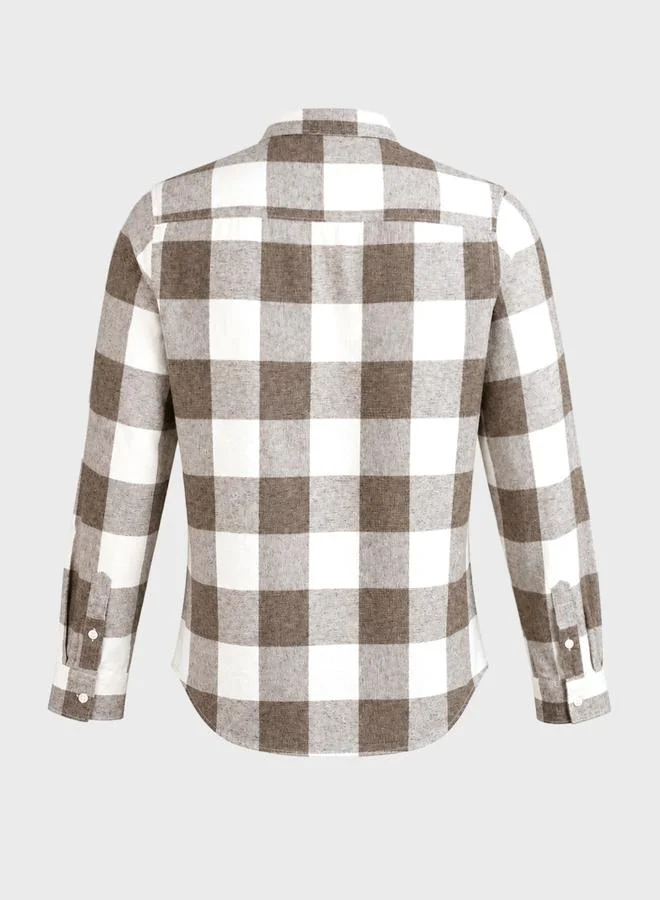 The Indian Garage Co  Men Slim Fit Checked Cutaway Collar Casual Shirt for Men | Best Price UAE