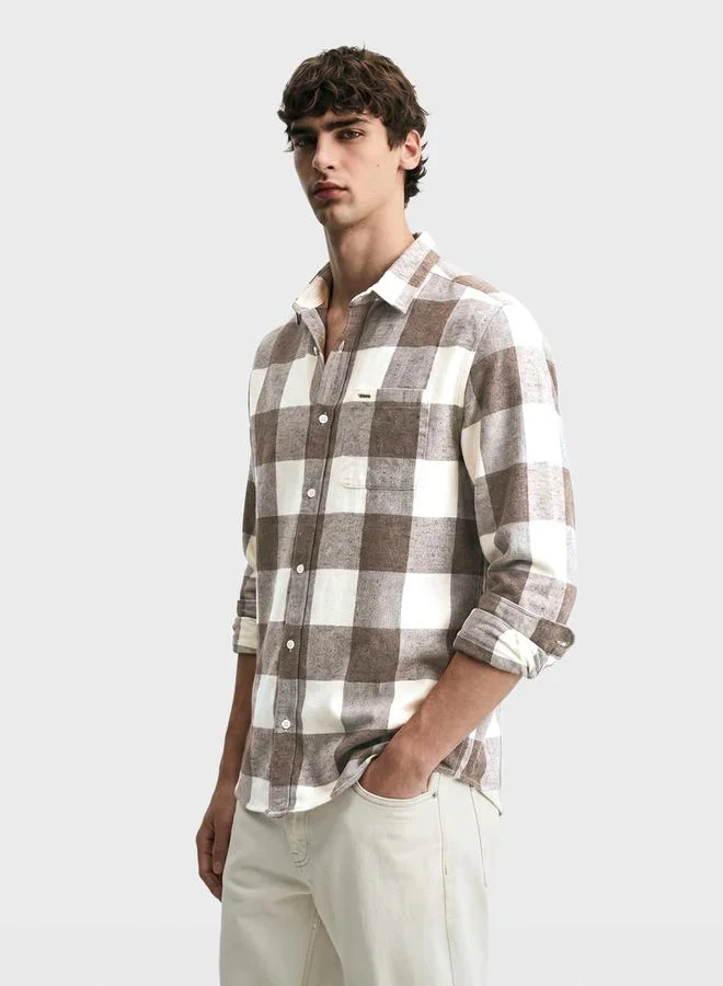 The Indian Garage Co Men Slim Fit Checked Cutaway Collar Casual Shirt
