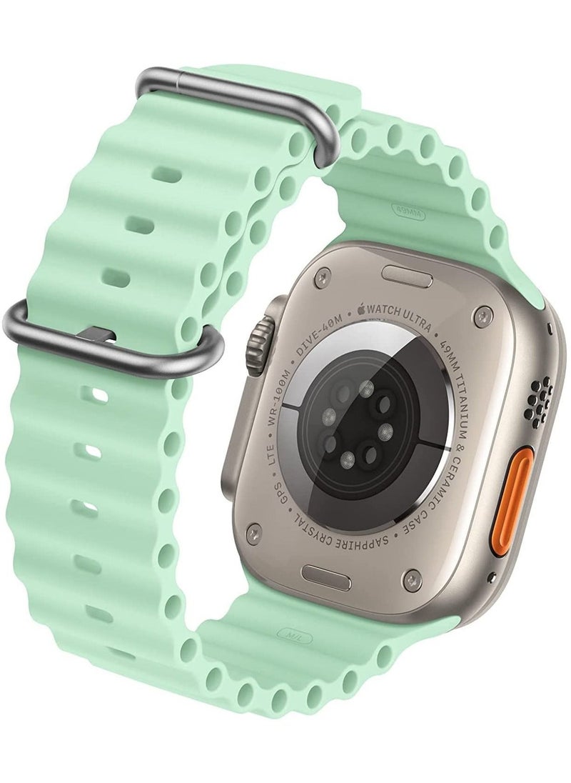Generic Silicone Hole Wavy Strap Compatible with Apple watch series 8/ Ultra/7/6/5/4/3/SE_42mm/44mm/45mm/49mm_Light Green  - Image 4
